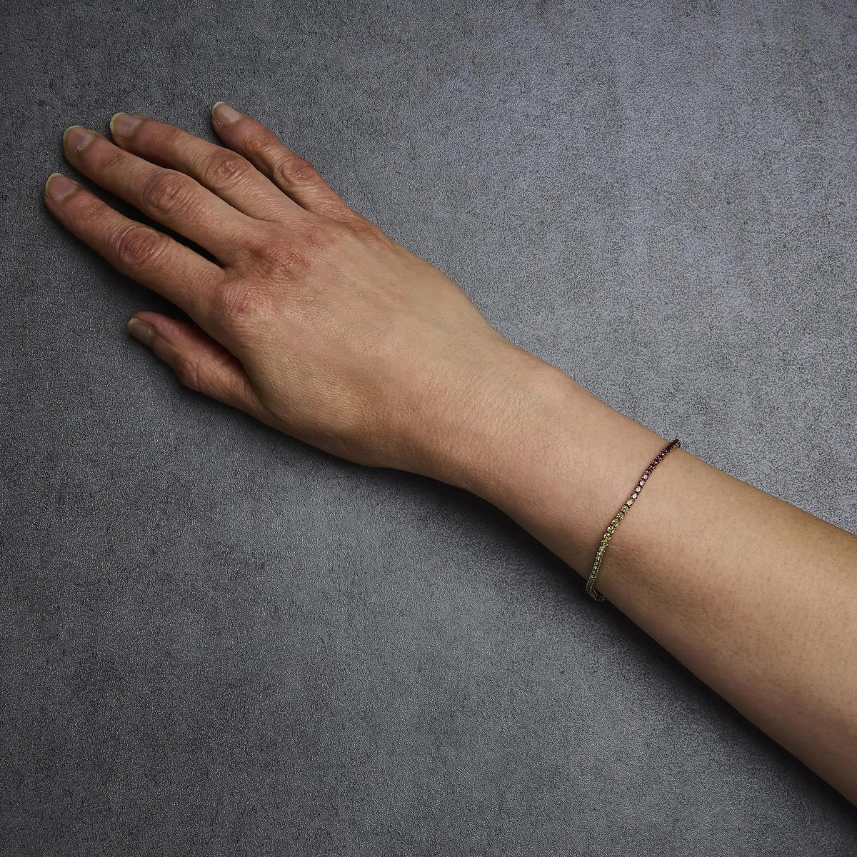 14K Yellow Gold Natural Rainbow Gemstone Sapphire and Tsavorite Tennis Bracelet - 7&quot; Inches - Rieworkes