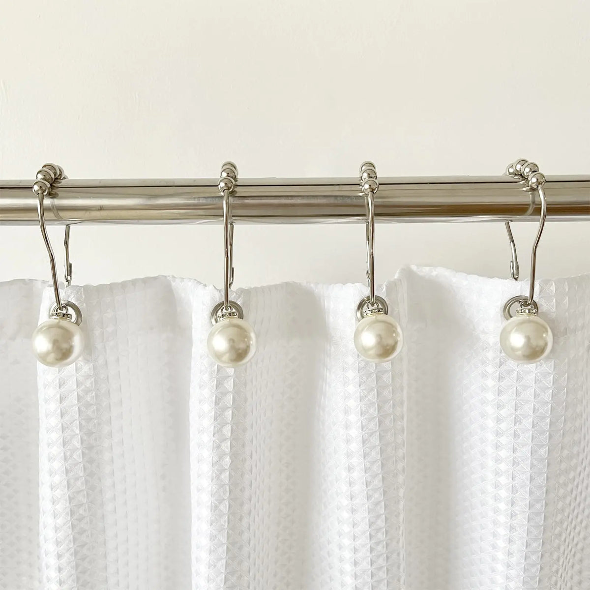 12PCS Decorative Shower Curtain Hooks Elegant Pearl Shower Curtain Rings Ivory Artifical Pearl and Rustproof Metal Shower Hooks for Bathroom Shower Curtain Hangers